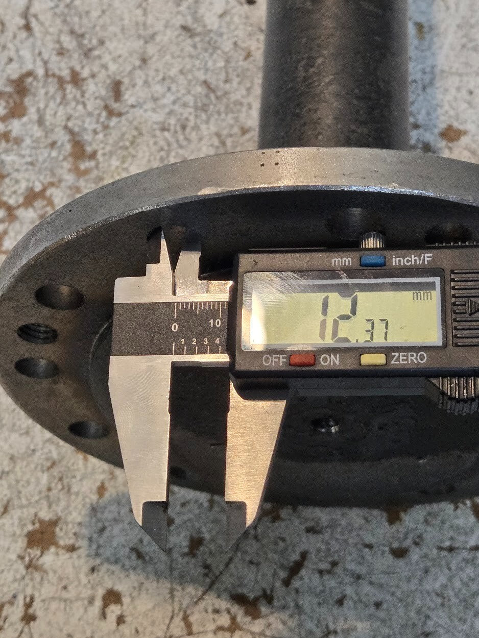 Driveshaft 18 1/2" Length 7 3/8" Hub Diameter 2 3/4" Shaft Diameter