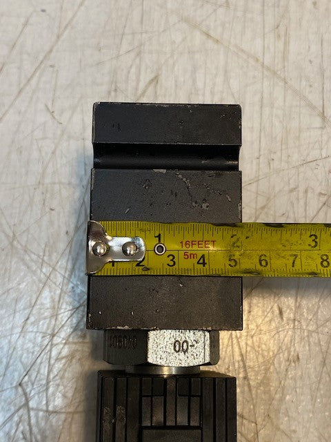 Command Controls Corp. Hydraulic Cartridge Solenoid Valve EMDV-16-V-02-0-12DD
