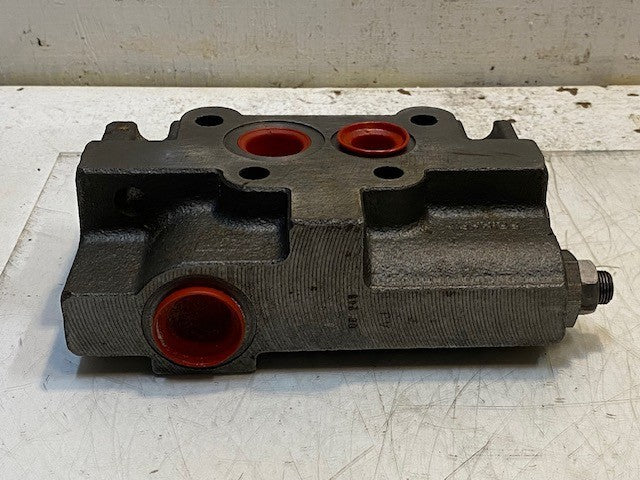 Hydraulic Directional Control Valve 06-245 AJ | 24mm Bore Thread