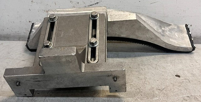 Specialized Heavy Duty Clamp Arm Attachment For Forklift 742262 | 1.5 L Angle