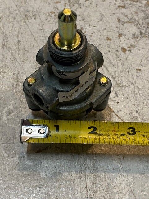 Mack 20QE3356 Control Valve 40Psi | 241832-B