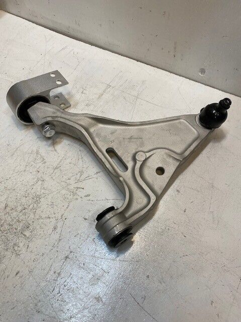 Front Lower Right Control Arm w/ Ball Joint for Buick Lucerne