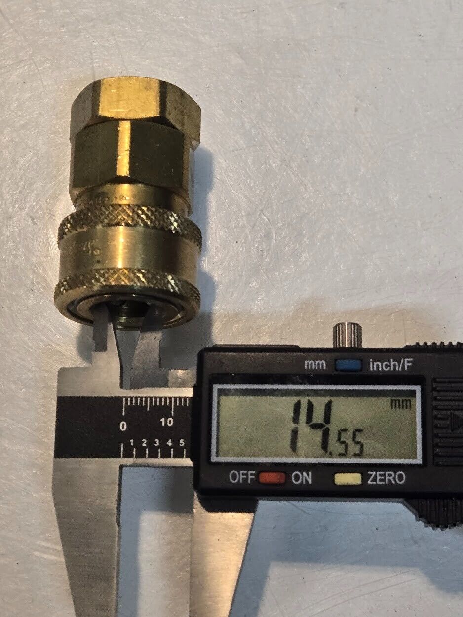 Snap-Tite BVHC-6 3/8" Quick Connect Coupling A021-2 3/8" FNPT 3/8" Quick Connect