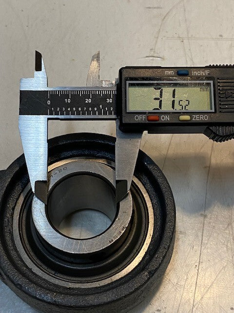 Peer Screw Conveyor Hanger Support Bearing HA207 UC207-20 SS207 | 32mm Bore
