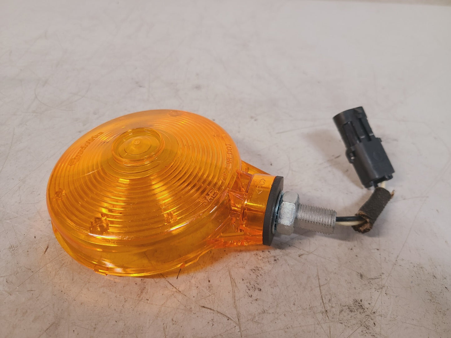 Truck-Lite Yellow Round Directional Light & Wire 13252