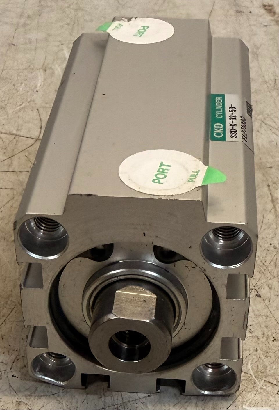 CKD SSD-K-32-50 Compact Pneumatic Air Cylinder Actuator Industrial Equipment