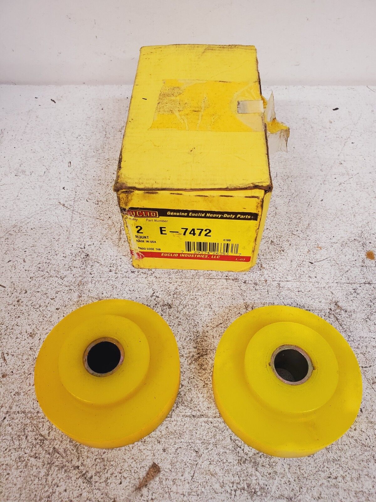 2 Quantity of Euclid Suspension Ruber Mounting E-7472 (2 Qty)