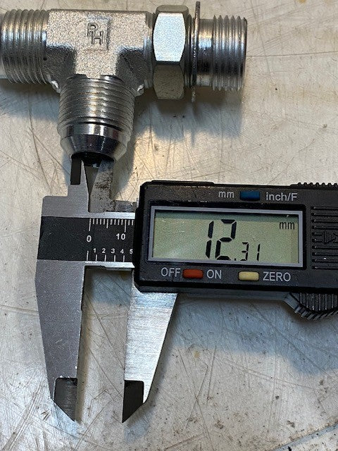 Parker 429335 Hydraulic Tee Adapter Fitting 22mm Thread 12mm ID