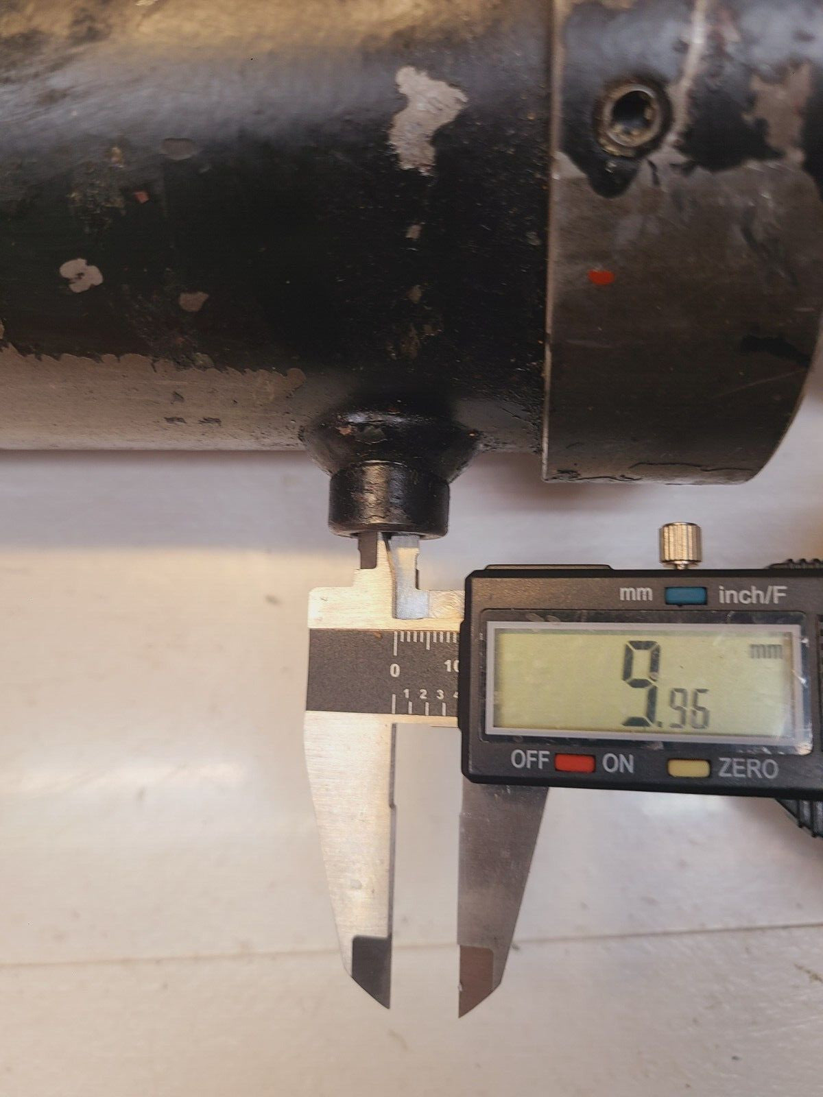 Hydraulic Cylinder Part Number 02961484