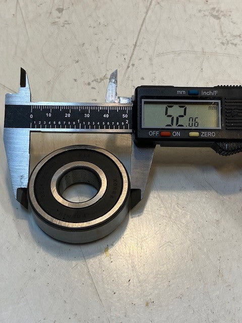 4 Quantity of Fafnir 6304-RS-C3 Deep Groove Ball Bearings 52x20x15mm (4 Qty)