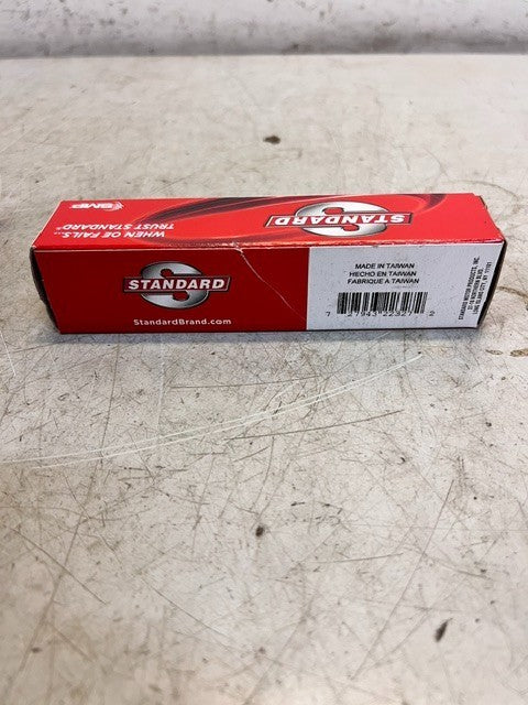 2 Quantity Standard Motor Products Automotive Fuel Injector Connectors S-2328
