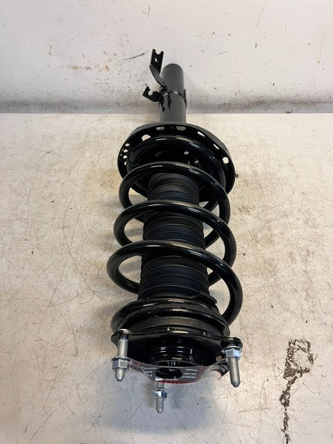FCS Auto Premium Quality Complete Strut Assembly Coil Spring 334404R | 2125101