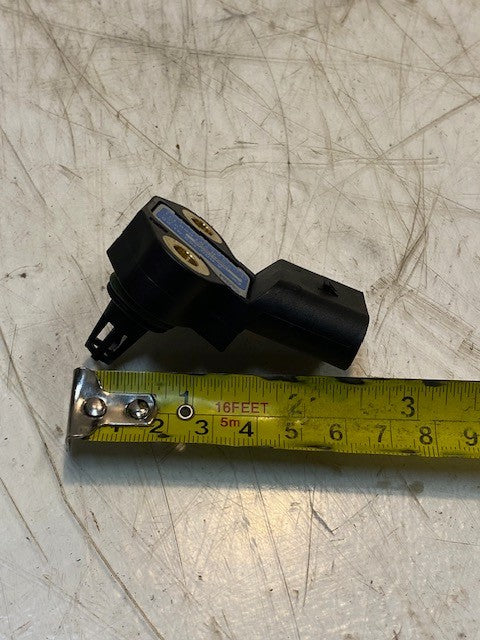 Mercedes-Benz MAP Manifold Absolute Pressure Sensor A0091539128 | 0281006131