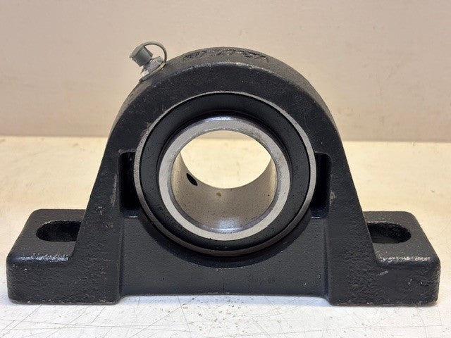 KML Pillow Block Bearing Set 2 Bolt Flange 1-15/16" Bore | PE210 | UC210-31