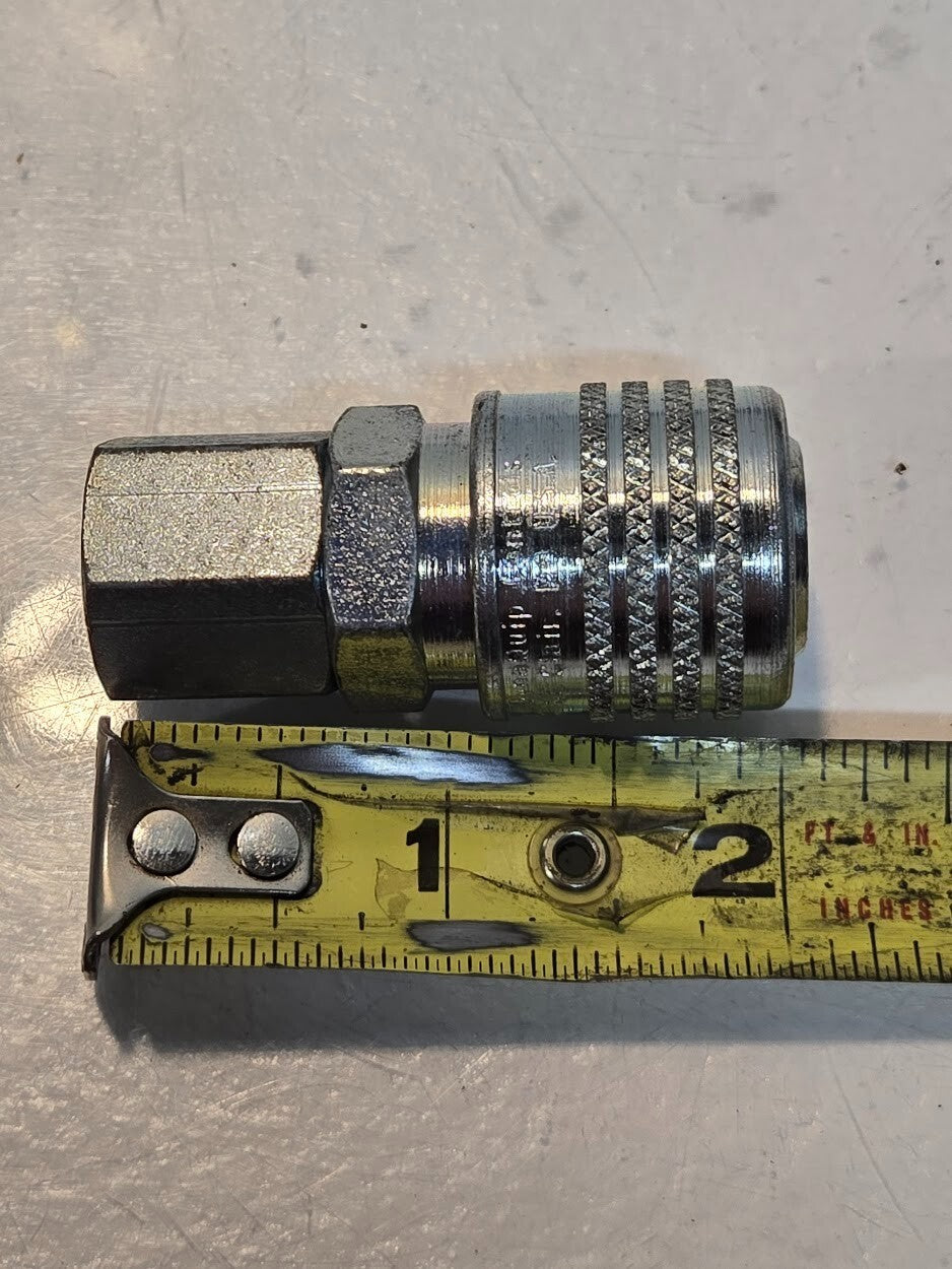 10 Quantity of Dynaquip D3 1/4" Pnuematic Quick Connect Couplings (10 Quantity)