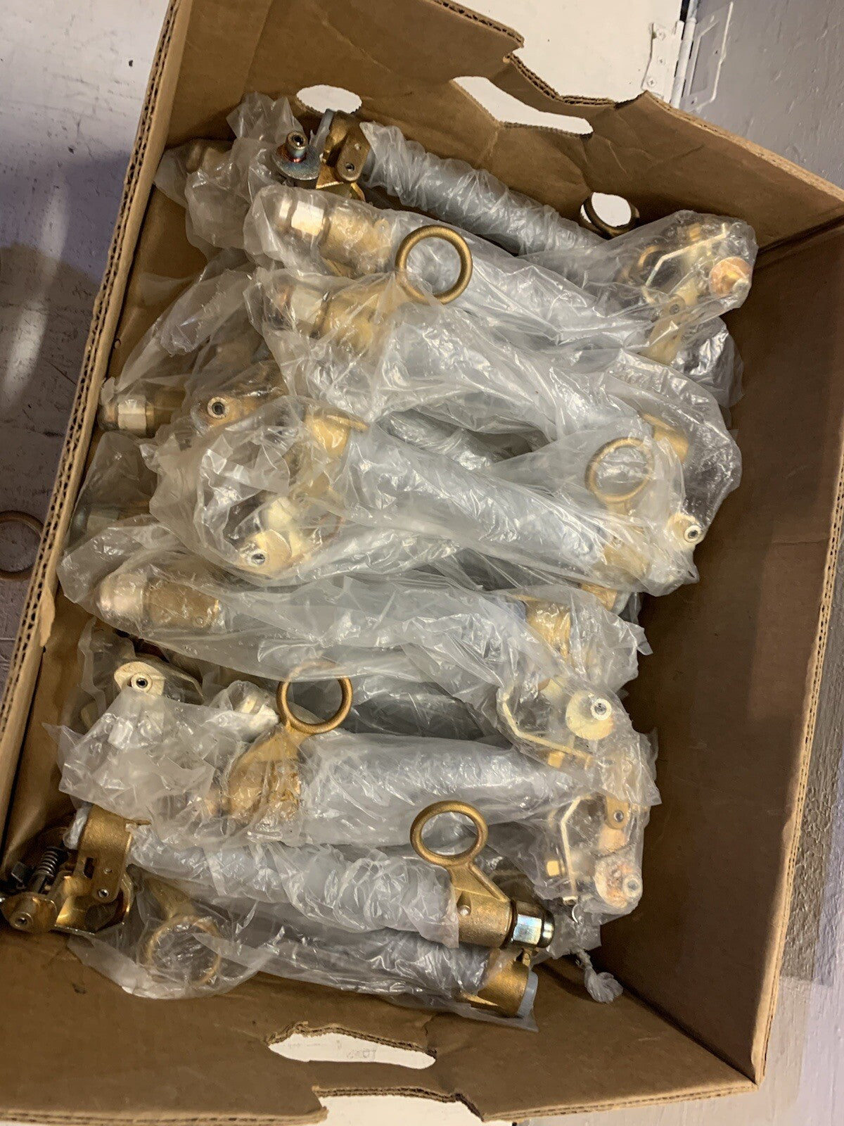 22 - 11” 100A Fuse Tubes Power line Hardware (22 Pack)