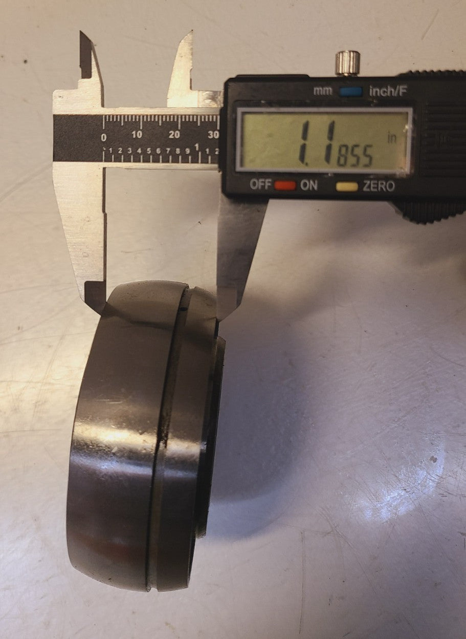 AGRO-TEST  Square Bore Disc Harrow Bearing Triple Lip Seals W209PPB5