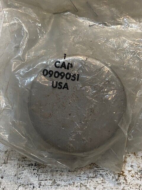 6 Quantity of Caterpillar CAT Caps 0909051 | 2-1/2" Wide (6 Quantity)