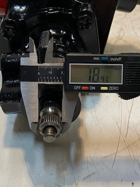 Ford 587CA Steering Gearbox 3550 | NR7 | 9183 | L-19