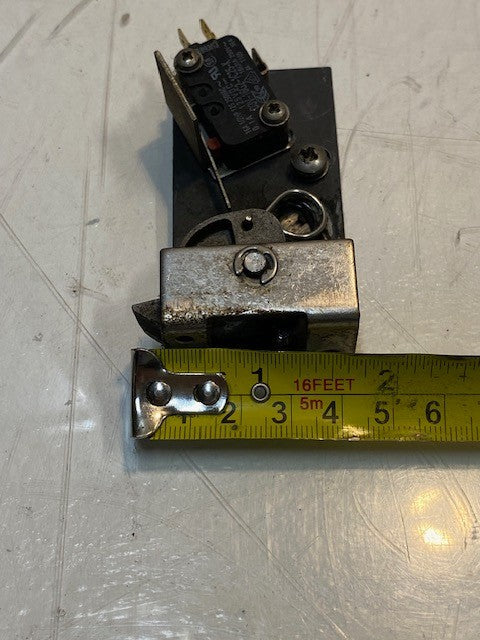 Turbo Chef Door Switch Assembly w/ One D3V-16G2-1C25-K