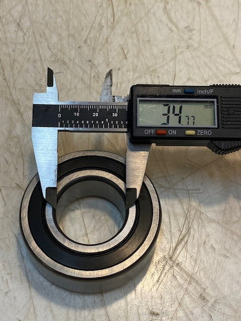 KYK 22072RSC3SRI2 Double Row Self Aligning Metic Ball Bearing