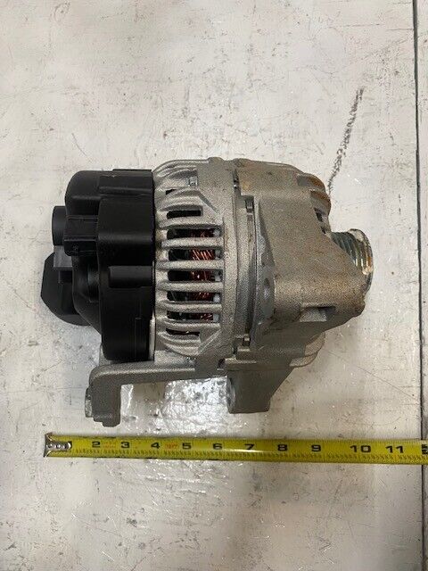 Alternator 13882N-WBE BT21K4 Compatible with 01-06 BMW - Damaged