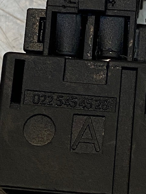 AC Blower Heater Fan Motor Resistor F011018536 | 0225454528 | 728085-100