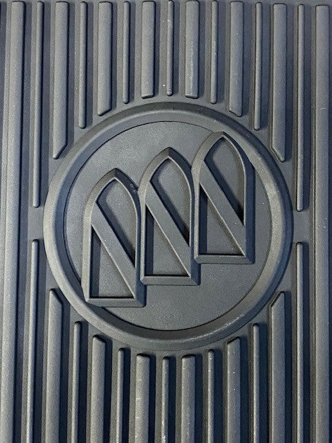 GM Cargo Rubber Mat Ebony W-167A | 17800717 | 47" x 18"