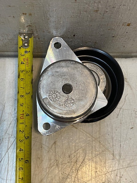 Drive Belt Idler Assembly for Bobcat Loader 6690473 Engine Belt Tensioner