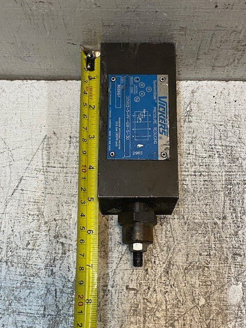 VICKERS DGMX2-5-PP-GW-S-30 SYSTEMSTAK PRESSURE REDUCING VALVE MPN 868864