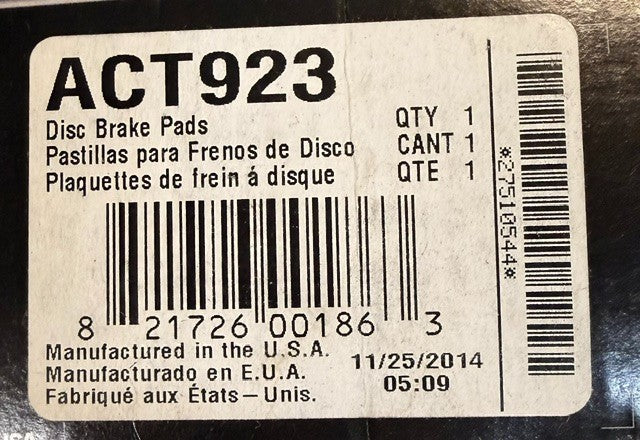 Box Of 4 Akebono ProACT Ultra-Premium Ceramic Brake Pads ACT923 Automotive Pads