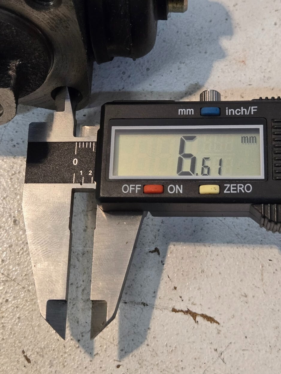 Rear Left Brake Cylinder for Toyota FJ