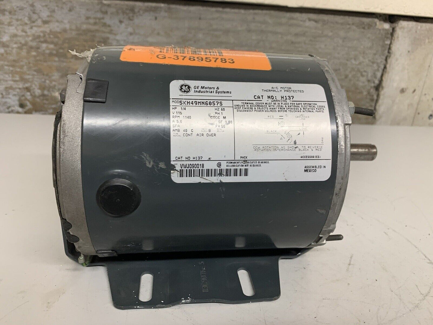 H137 Marathon Motor 1/4HP 1140RPM 56 TENV 115 Volt 1 Phase 5KH49MN6057S -DAMAGED