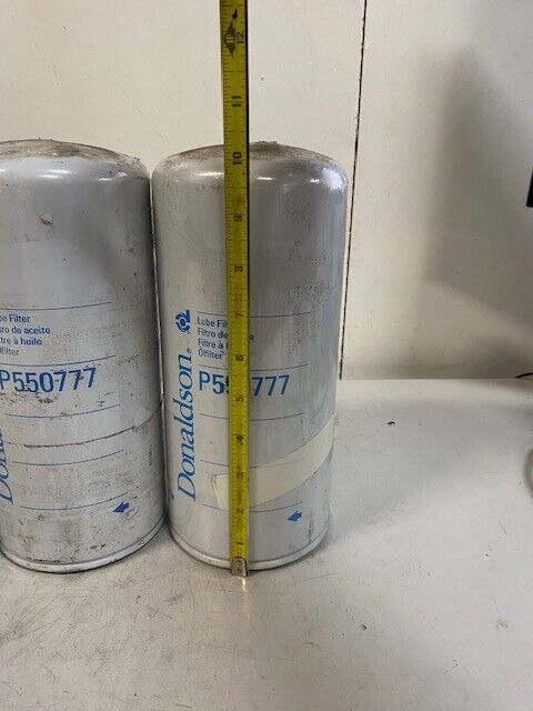 3 Quantity of Donaldson P550777 Oil Filters (3 Quantity)