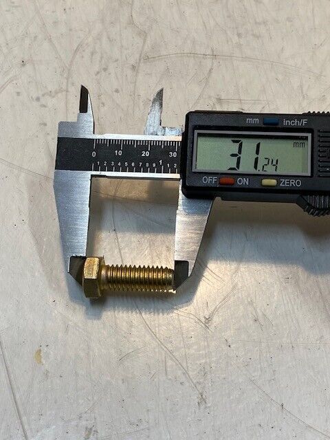 80 Quantity of Hex Head Screws 1-1/8" (31mm) Long 9mm Thread 14mm Head (80 Qty)