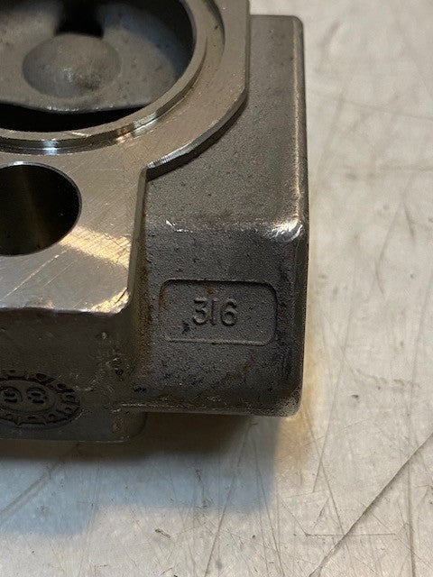 Hydraulic Valve Body Manifold CF8M 316 | 3-1/4" Long 2-3/8" Wide 34mm Bore