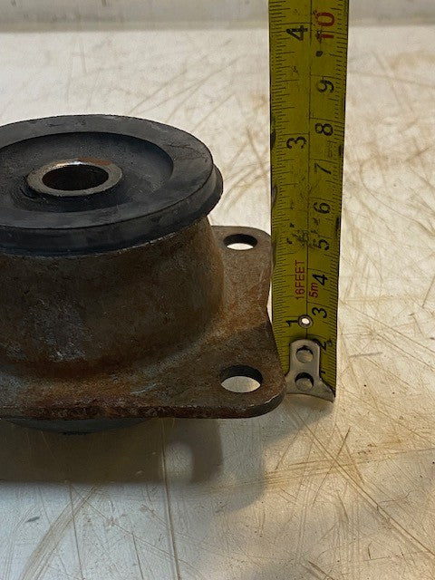 Barry Controls Resilient Engine Mounting Rubber Cab Mount 16mm Bore 4" Wide