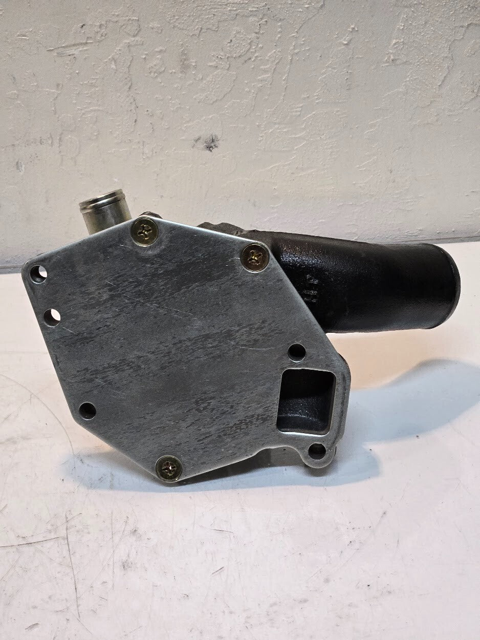 Water Pump J122 for Isuzu 4HK1 | 4x6.7mm & 2x4.9mm Impeller Drive Mounting Holes