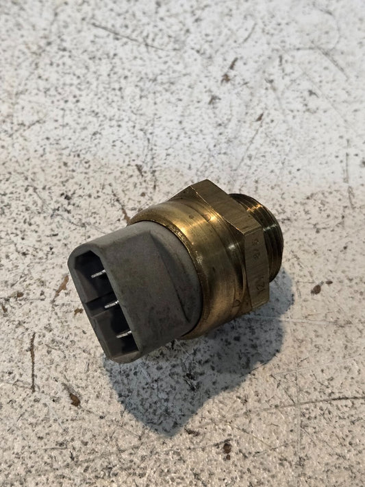 Wahler Fan Switch 12V 8/6 | 95 C