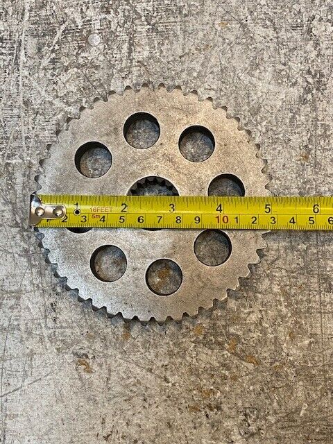 SD 44-13 Sprocket 44 Teeth 28mm Bore 19mm Holes 5" Dia.