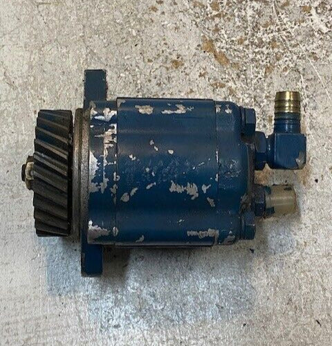 AHS Gear Pump IA256 AR-5/8-M14 | 28062003 | 26-Spline | 73716