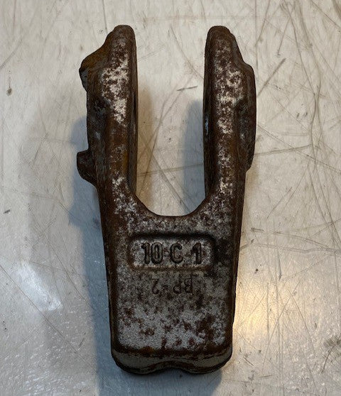 Auger Tooth 10C1 | BP-2 | 5-3/4" Long 3" Wide 25mm Pin Bore