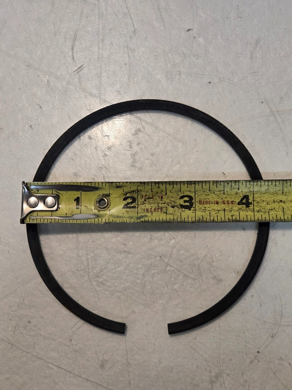 6 Quantity of Ford D4TZ-6148-E Piston Ring Sets | 5 Rings Per Set (6 Quantity)