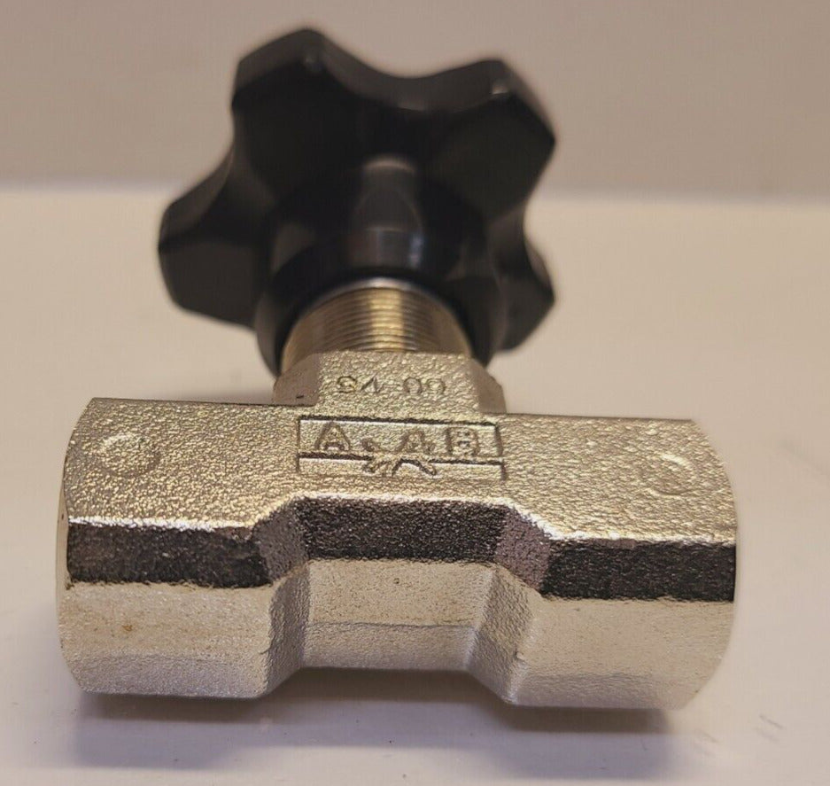 Tognella Brass Throttle Valve 1251 NPT 38 | 94-09