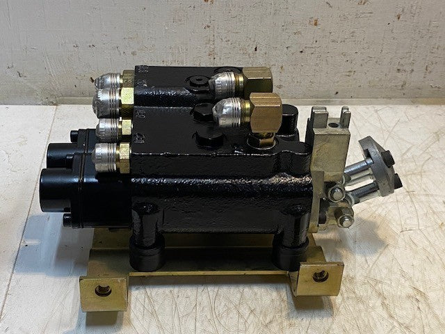 Hydraulic Control Valve Manifold B2, B1, IN, PB Hydraulic Valve Block Assembly