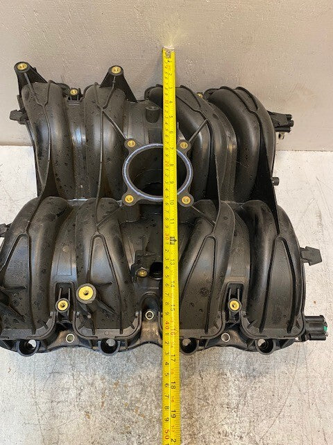 Intake Manifold for Ford 3L3E-9Y452-GE | 011120903095 *Slight Damage*