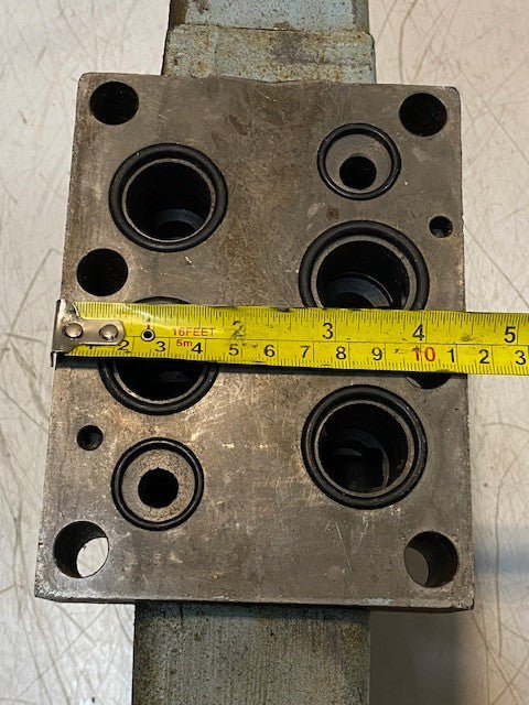Denison Hydraulic Directional Control Valve 4RP01D625A3G24 3DP06E430301A3G24