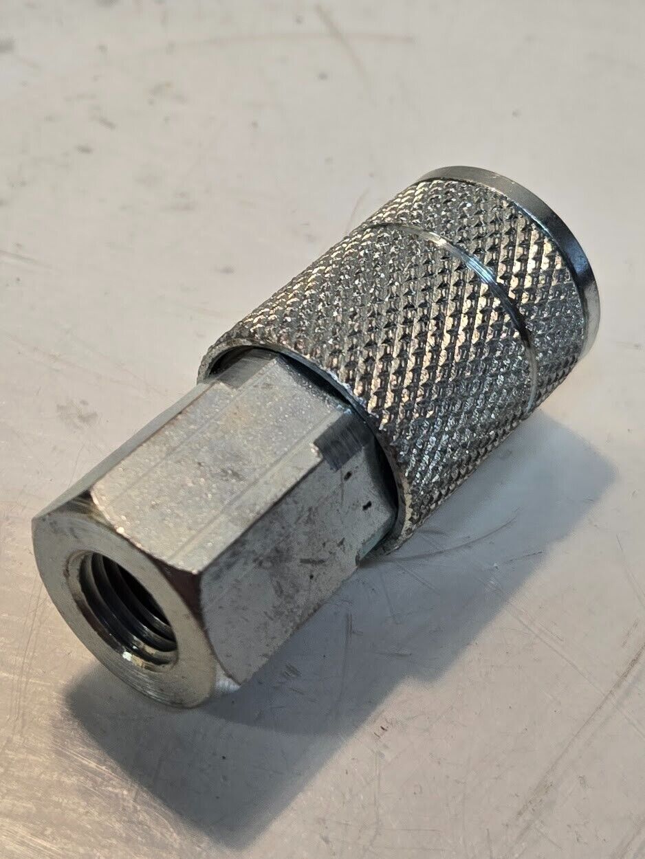 9 Quantity of 3/8" Hydraulic Quick Connectors 1/4" FNPT | 7/8" Hex (9 Quantity)