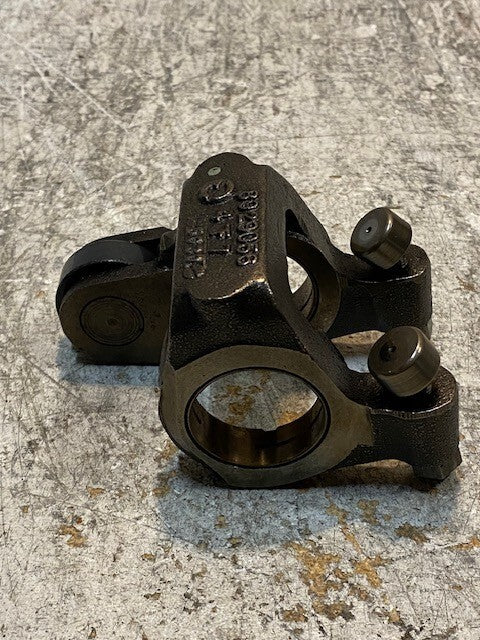 Engine Rocker Arm 8929056 | 4-3/4" Long 2-3/4" Tall 2-7/8" Wide 36mm Bore