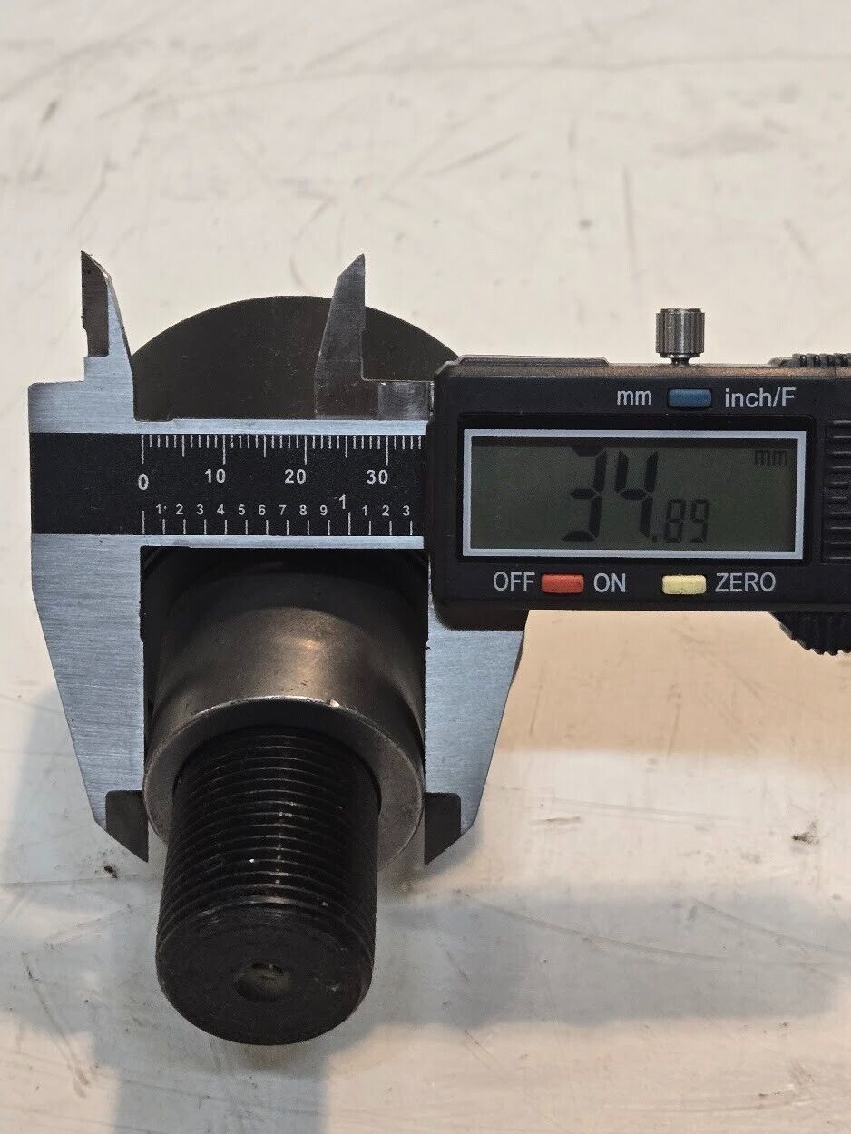 McGill Cam Follower Bearing CFE 2 1/2 SB | 0H7 | 2-1/2" Diameter 1"-14 Stud